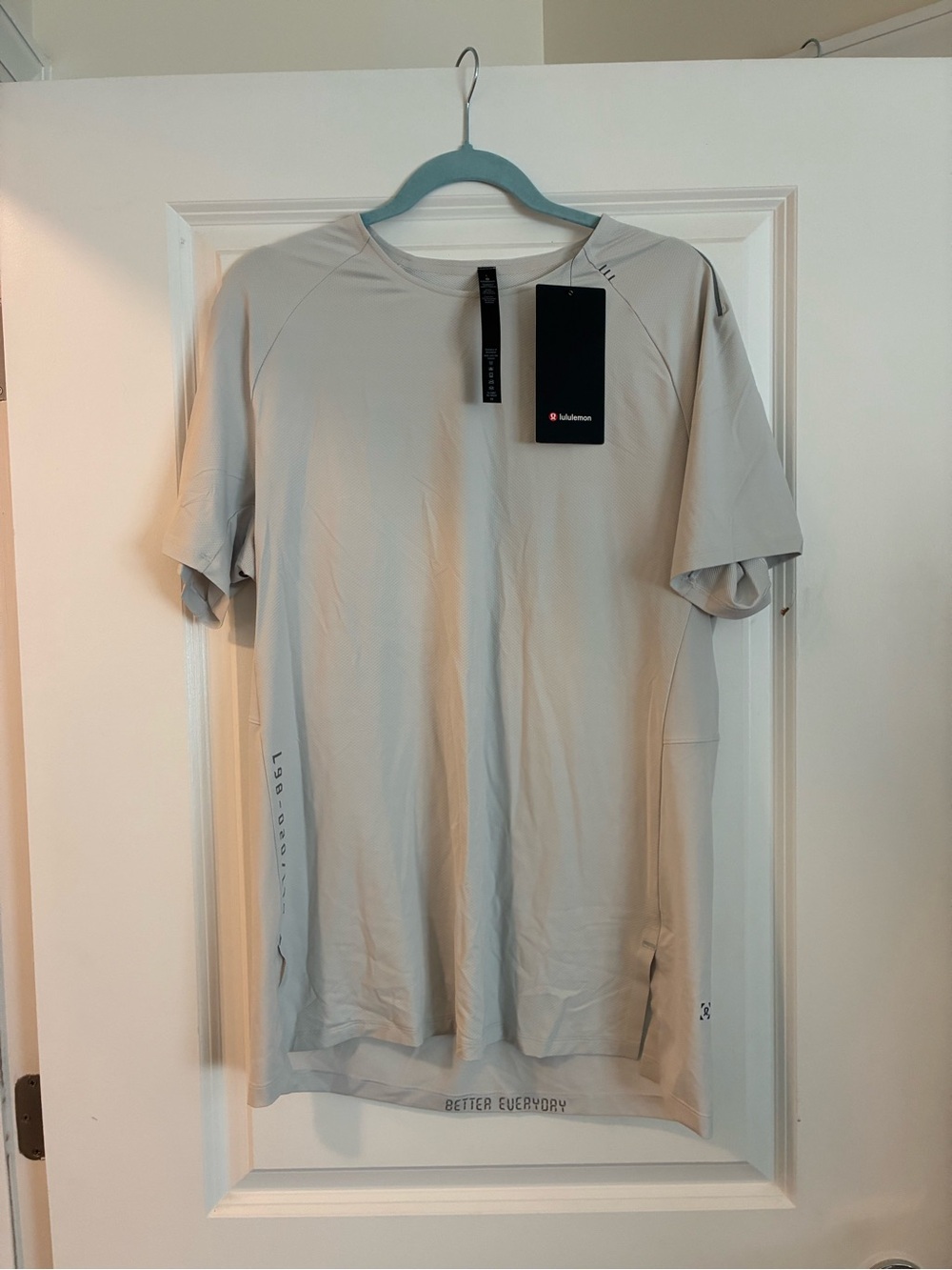lululemon athletica Men’s Short Sleeve Tee